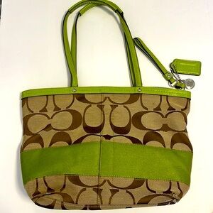 Classic Coach Satchel